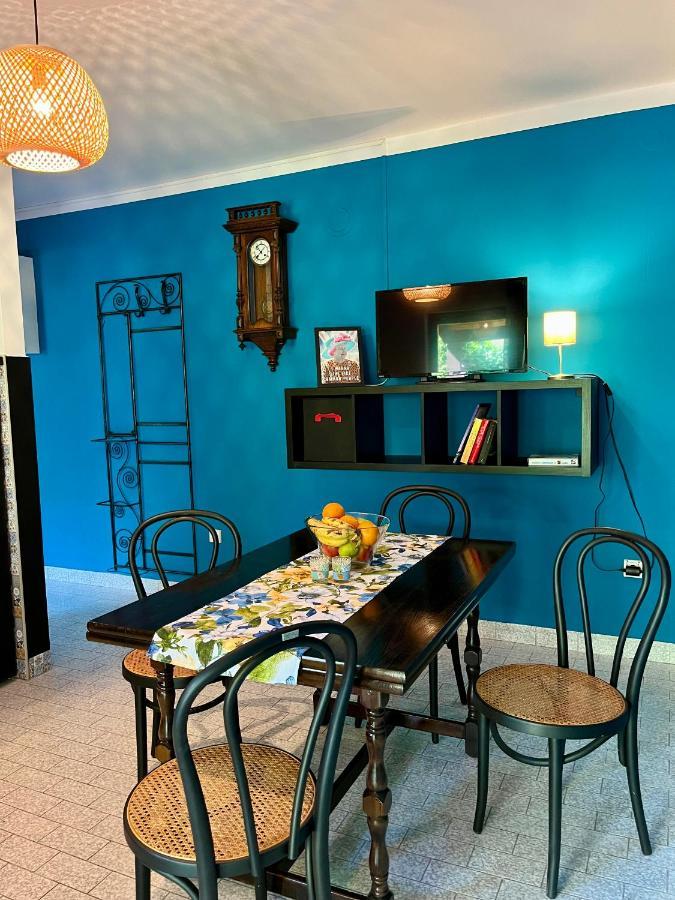 Apartmani Zora ツレス エクステリア 写真