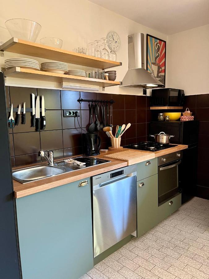 Apartmani Zora ツレス エクステリア 写真